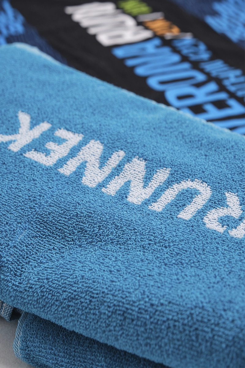 Asciugamano sportivo in Cotone personalizzabile Runnek 01